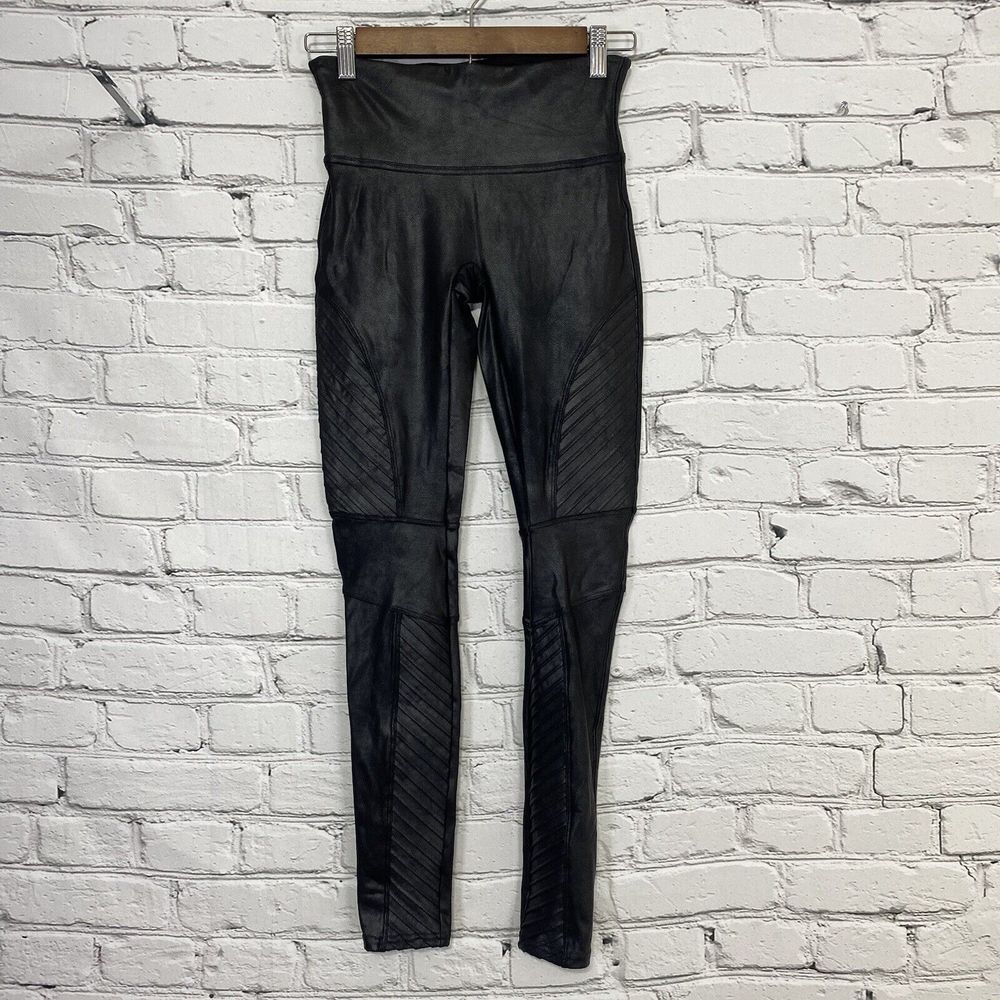 Spanx Faux Leather‎ Moto Leggings Womens Size S Black Pebbled 20136R 27"